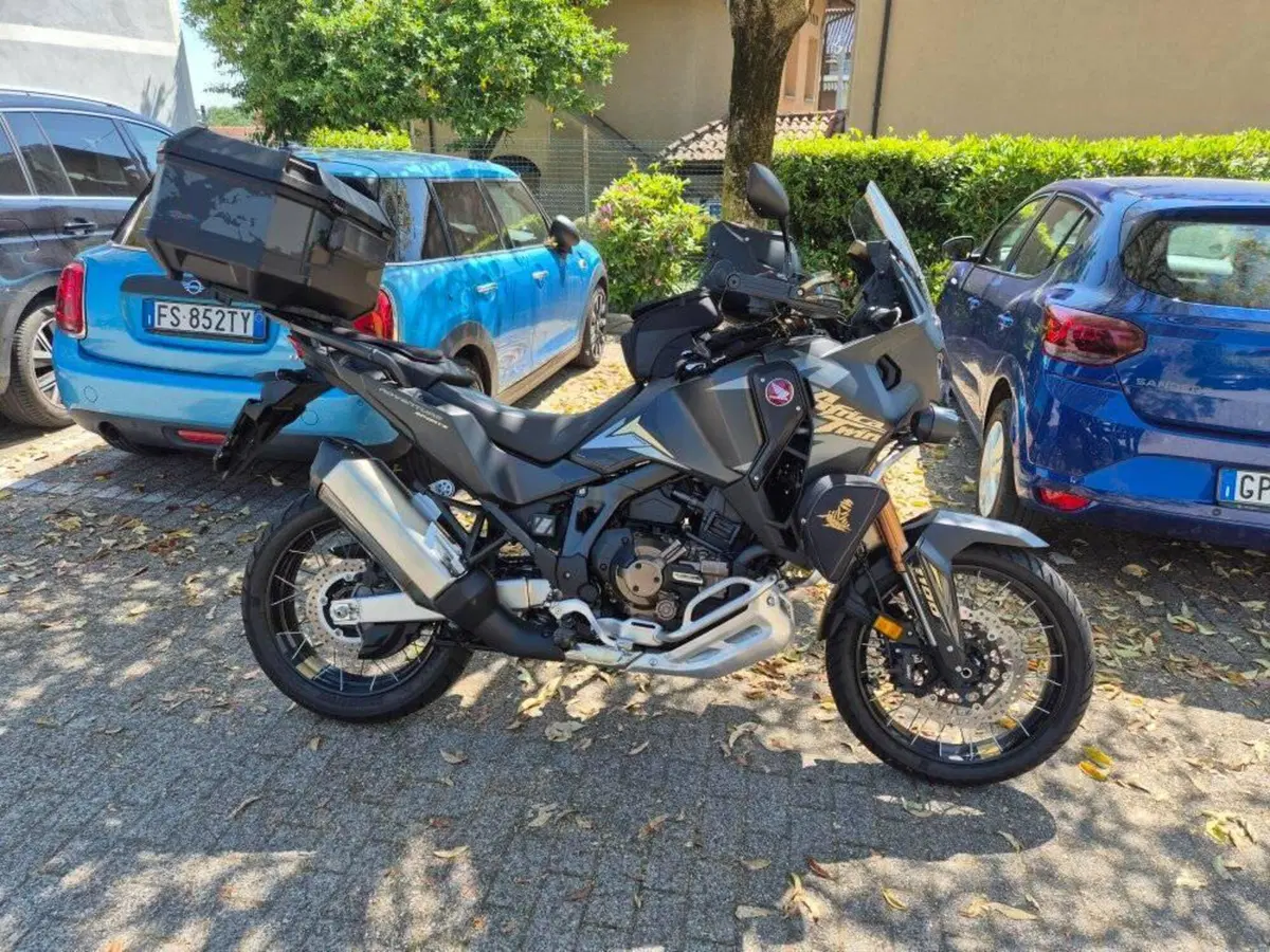 Vendo Honda Africa Twin CRF 1100L Adventure Sports DCT Travel Edition ...