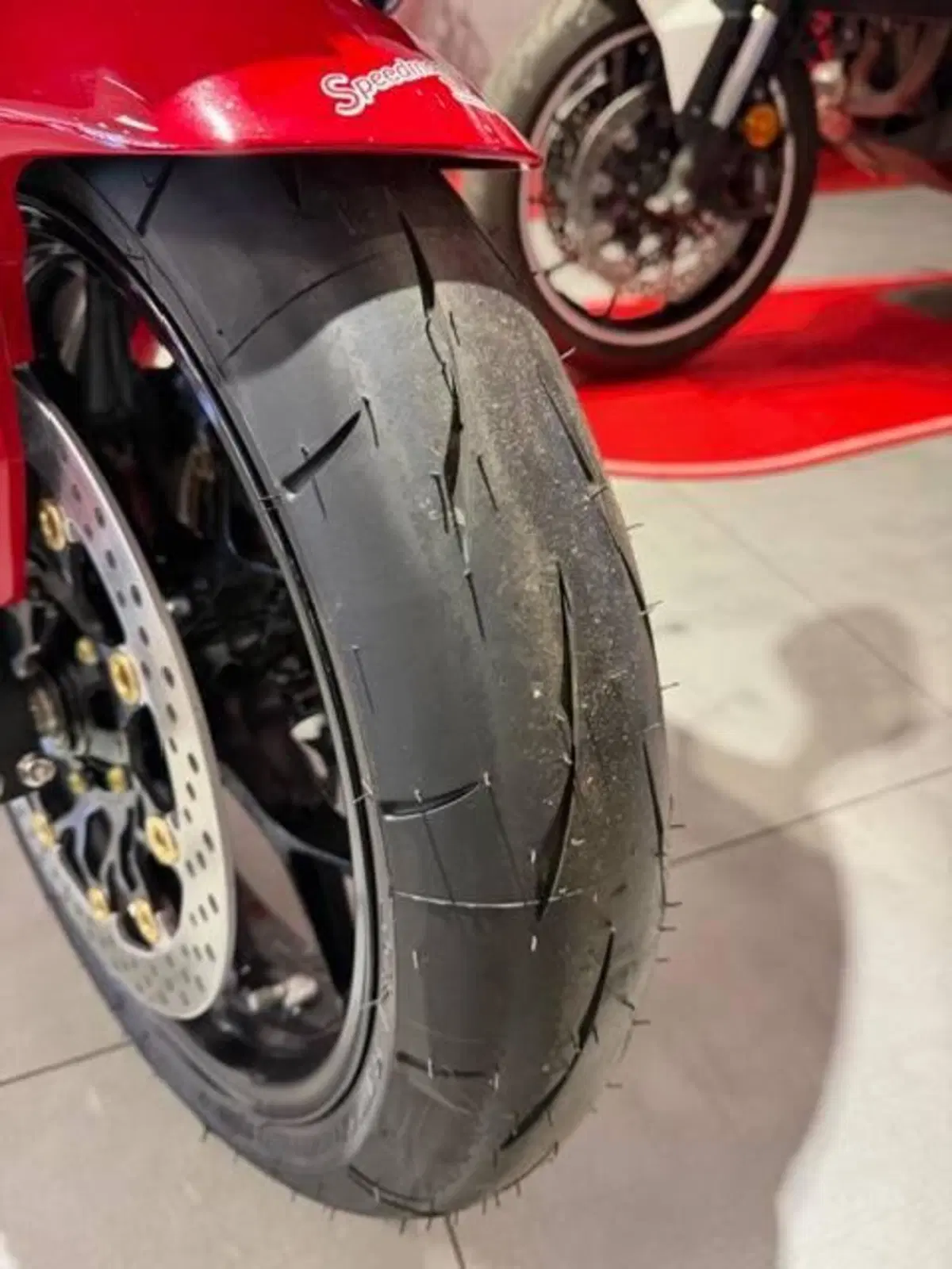 Honda CBR 1000 RR-R Fireblade (2022 - 23) (12)