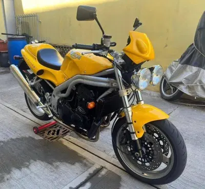 Triumph speed triple 955 racing yellow d'epoca