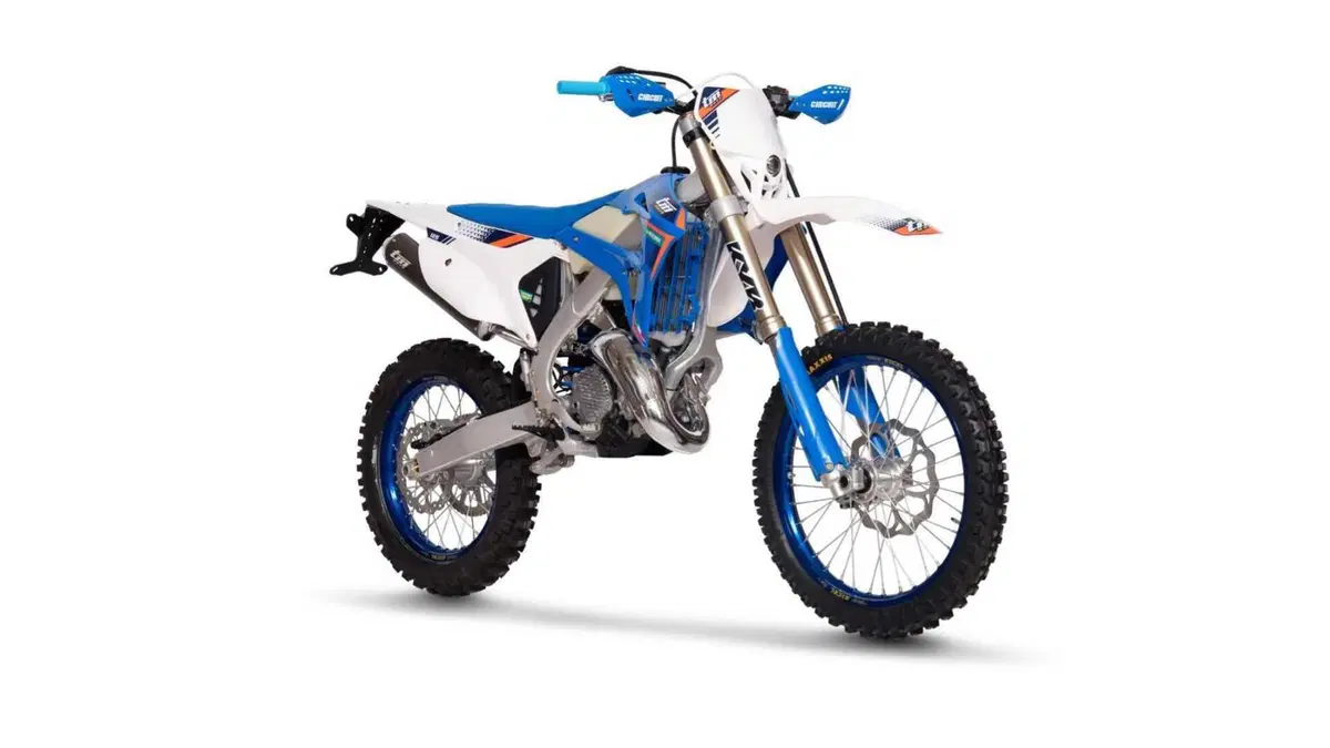 Tm Moto EN 125 EN 125 ES Fi (2027)