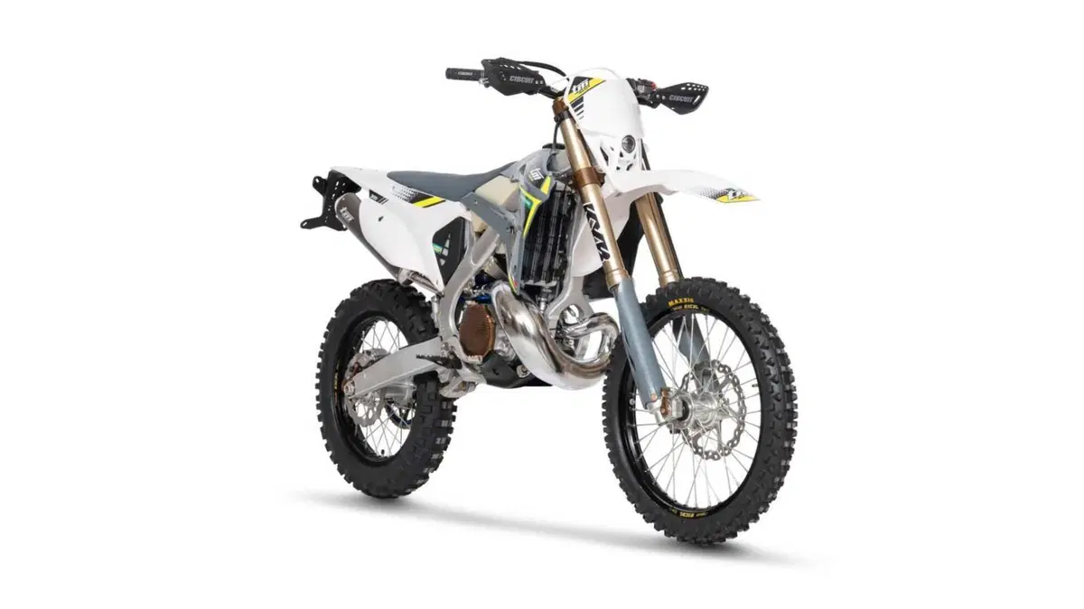 Tm Moto EN 300 EN 300 ES Fi TM Corse (2027)