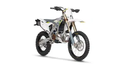 Tm Moto EN 300