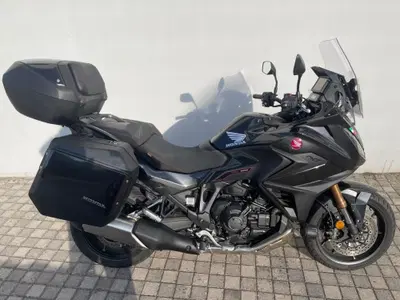 Honda NT 1100 DCT Electronic Suspension (2025 - 26) usata