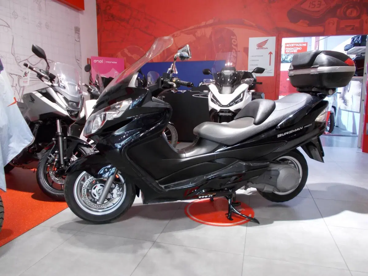 Suzuki Burgman AN 400 (2008 - 13)