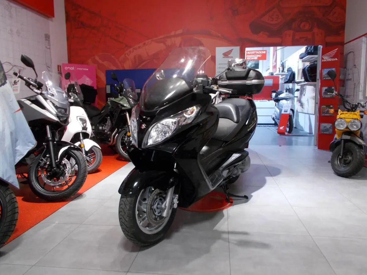 Suzuki Burgman AN 400 (2008 - 13) (6)