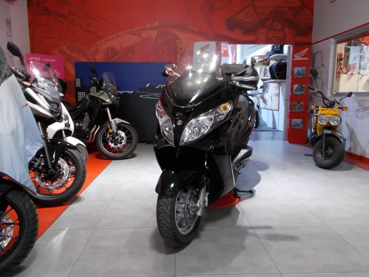 Suzuki Burgman AN 400 (2008 - 13) (7)