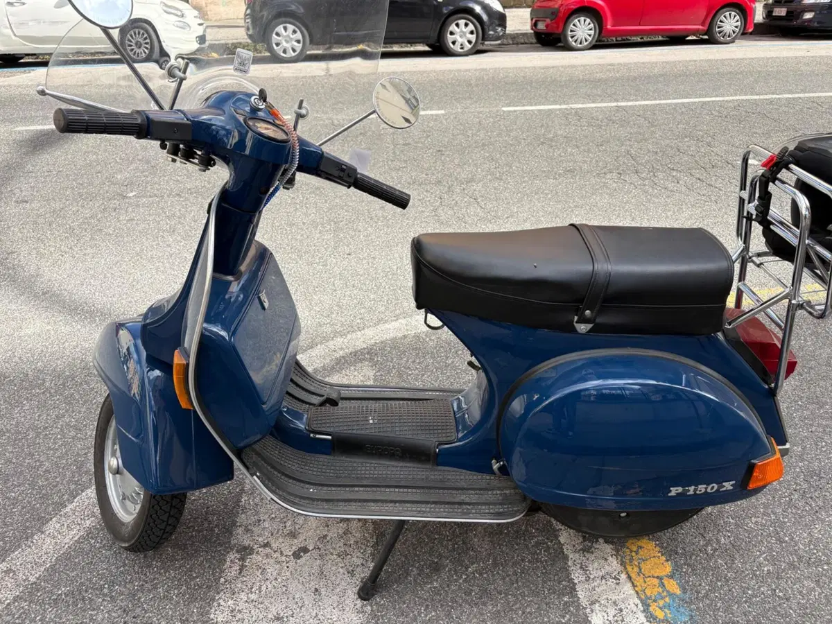 Piaggio Vespa 150 px  (5)