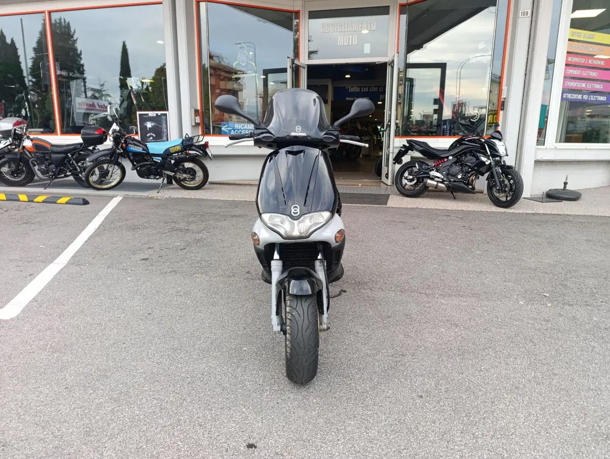 Gilera Runner 200 VXR (2002 - 05) (3)