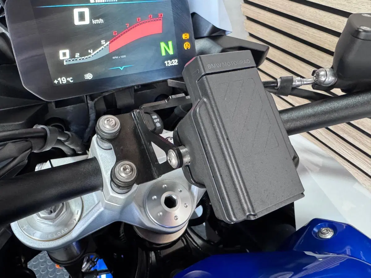 Bmw F 900 XR (2025 - 27) (14)