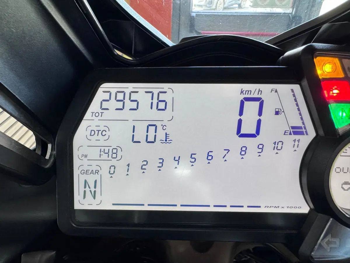 Ducati Multistrada 1200 S Touring (2010 - 12) (9)