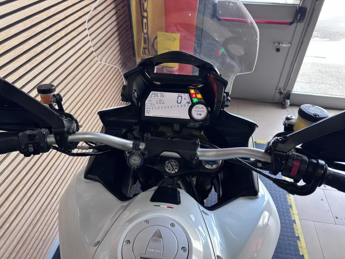 Ducati Multistrada 1200 S Touring (2010 - 12) (10)