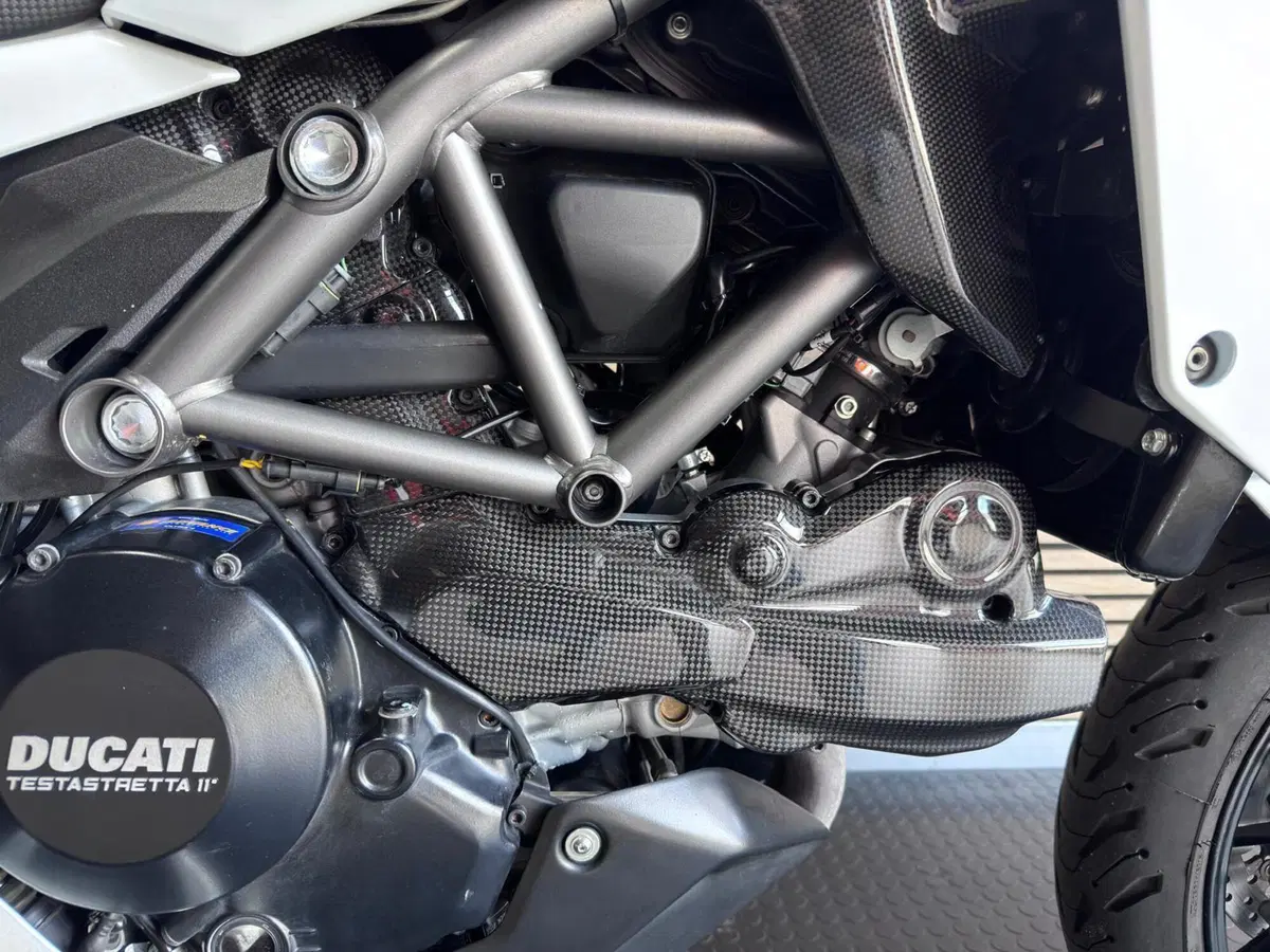 Ducati Multistrada 1200 S Touring (2010 - 12) (14)