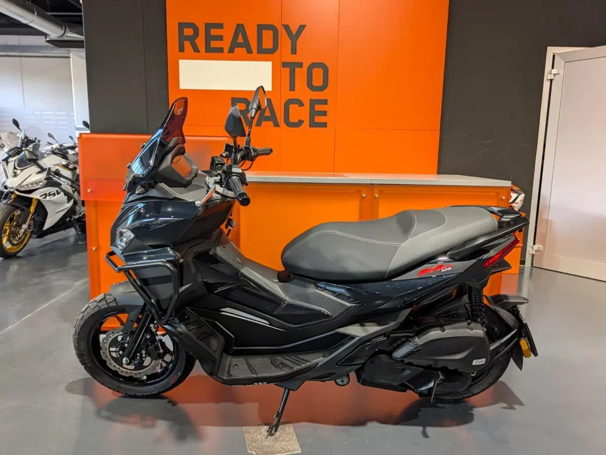 Aprilia SR GT 125 (2025 - 26) (2)