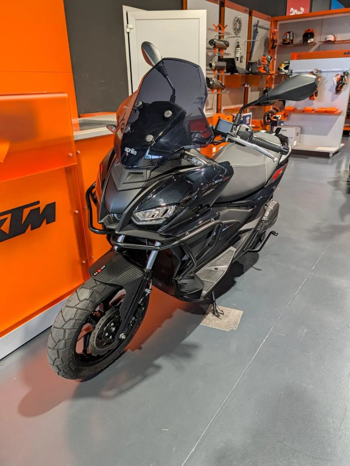 Aprilia SR GT 125 (2025 - 26) (3)