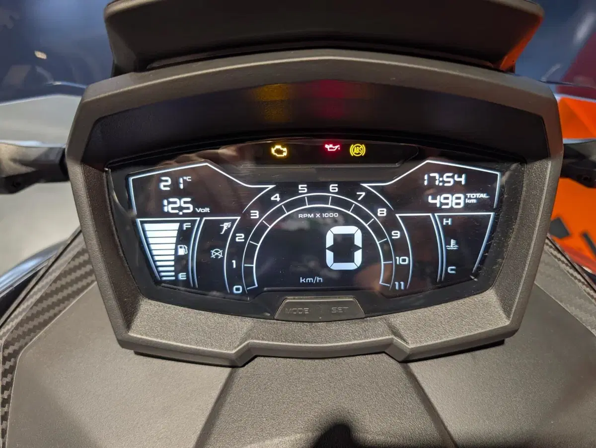 Aprilia SR GT 125 (2025 - 26) (4)