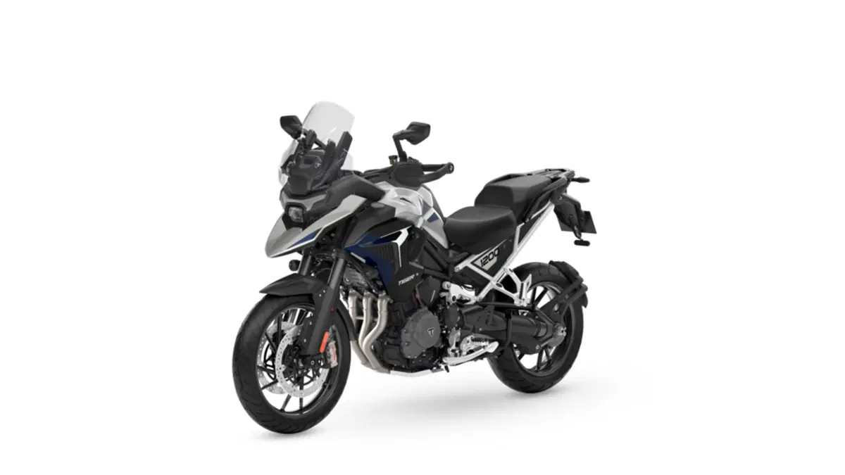 Nuova Triumph Tiger 1200 2027: addio 21 pollici, benvenuto radar. Come cambia la globe-trotter inglese [VIDEO e GALLERY] (80)