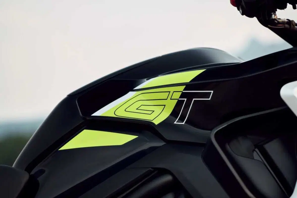 Nuova Triumph Tiger 1200 2027: addio 21 pollici, benvenuto radar. Come cambia la globe-trotter inglese [VIDEO e GALLERY] (54)