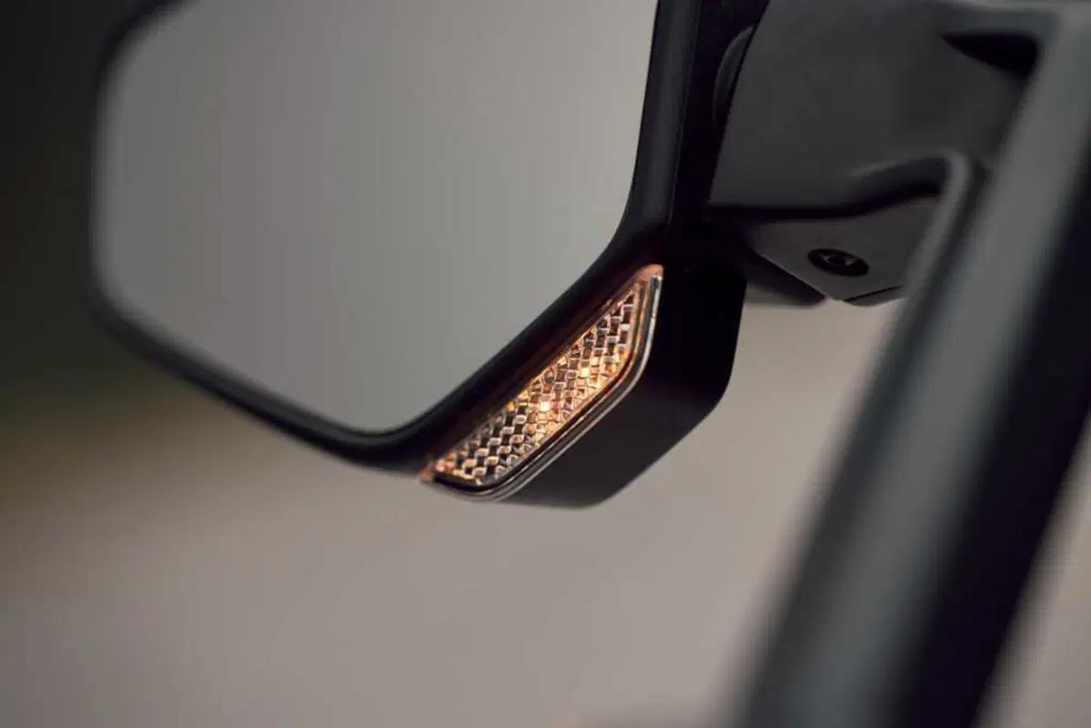 Nuova Triumph Tiger 1200 2027: addio 21 pollici, benvenuto radar. Come cambia la globe-trotter inglese [VIDEO e GALLERY] (18)