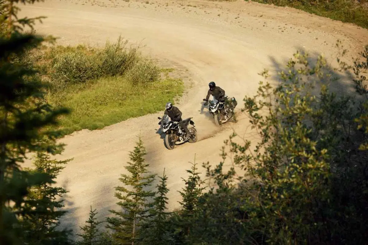 Nuova Triumph Tiger 1200 2027: addio 21 pollici, benvenuto radar. Come cambia la globe-trotter inglese [VIDEO e GALLERY] (13)