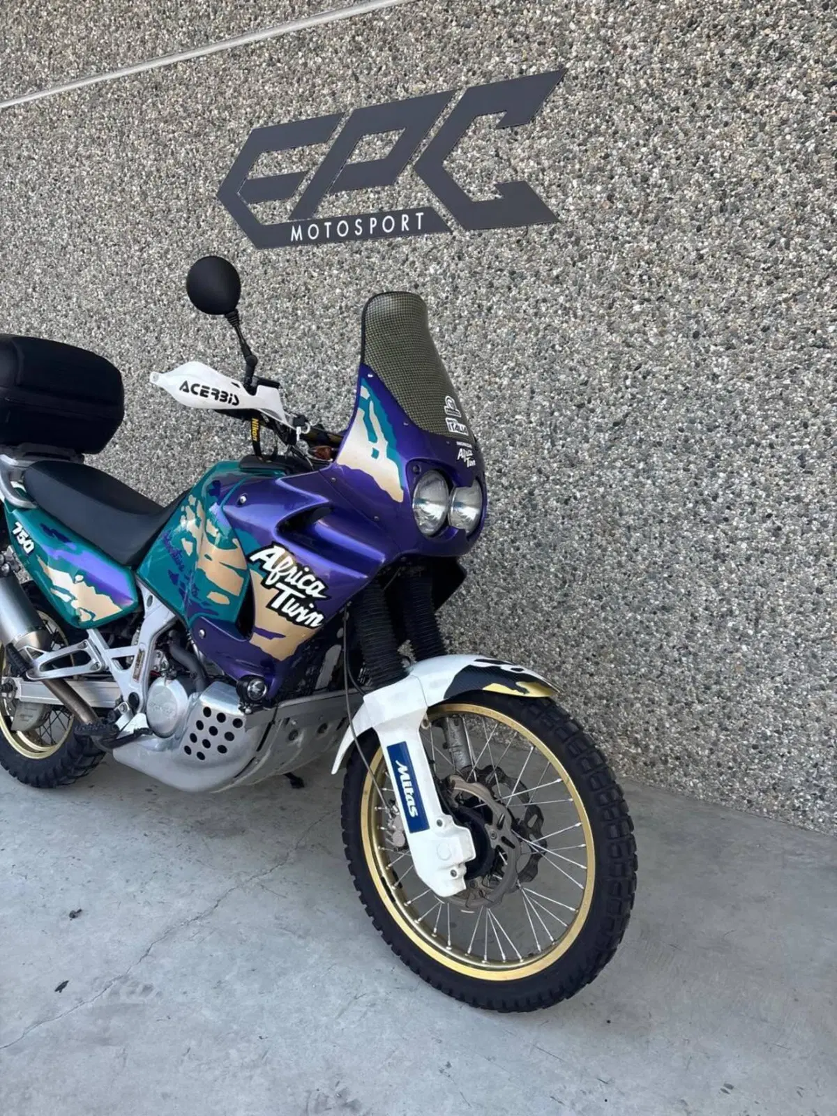 Honda Africa Twin XRV 750 (1993 - 95) (10)