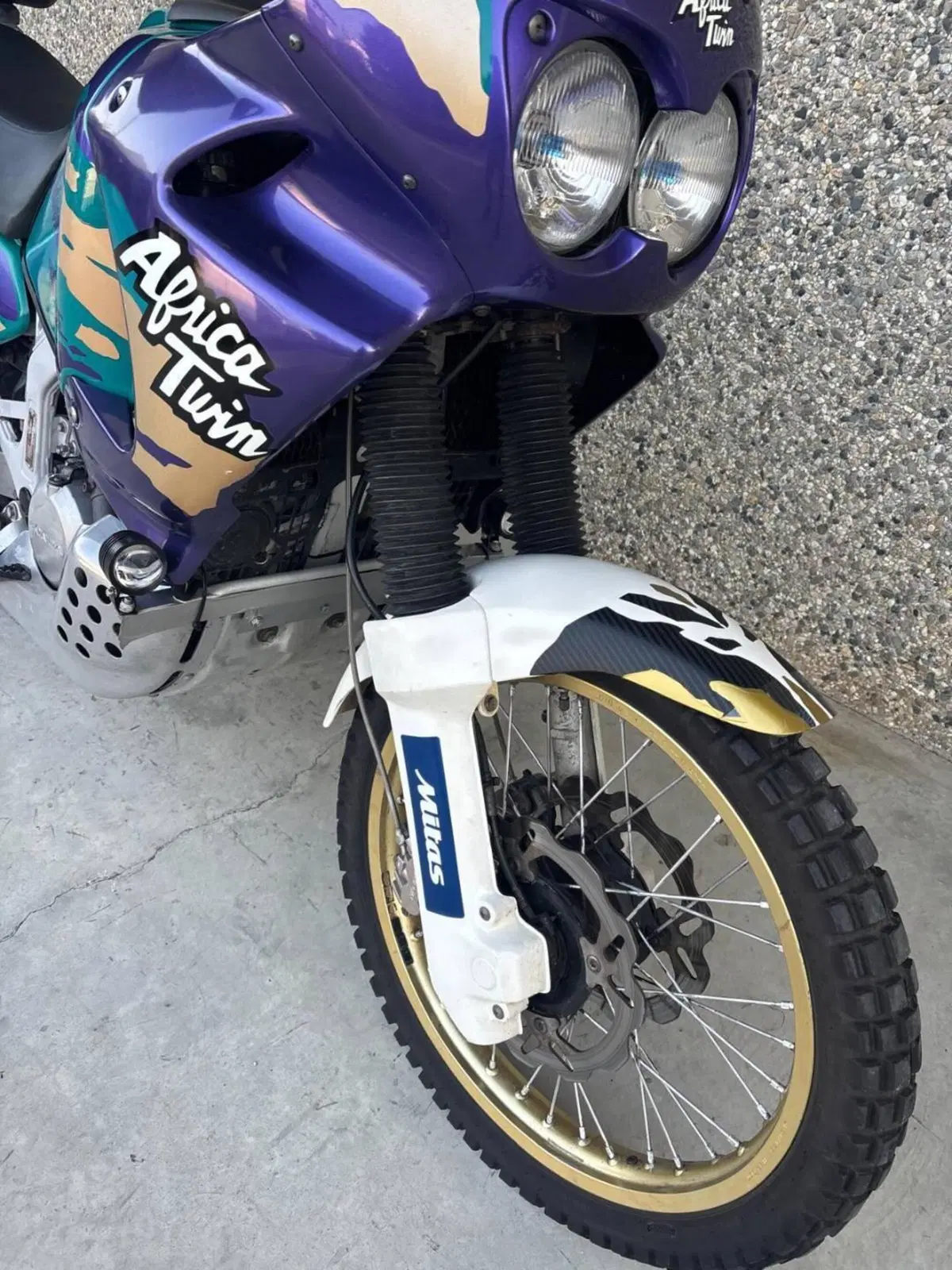 Honda Africa Twin XRV 750 (1993 - 95) (11)
