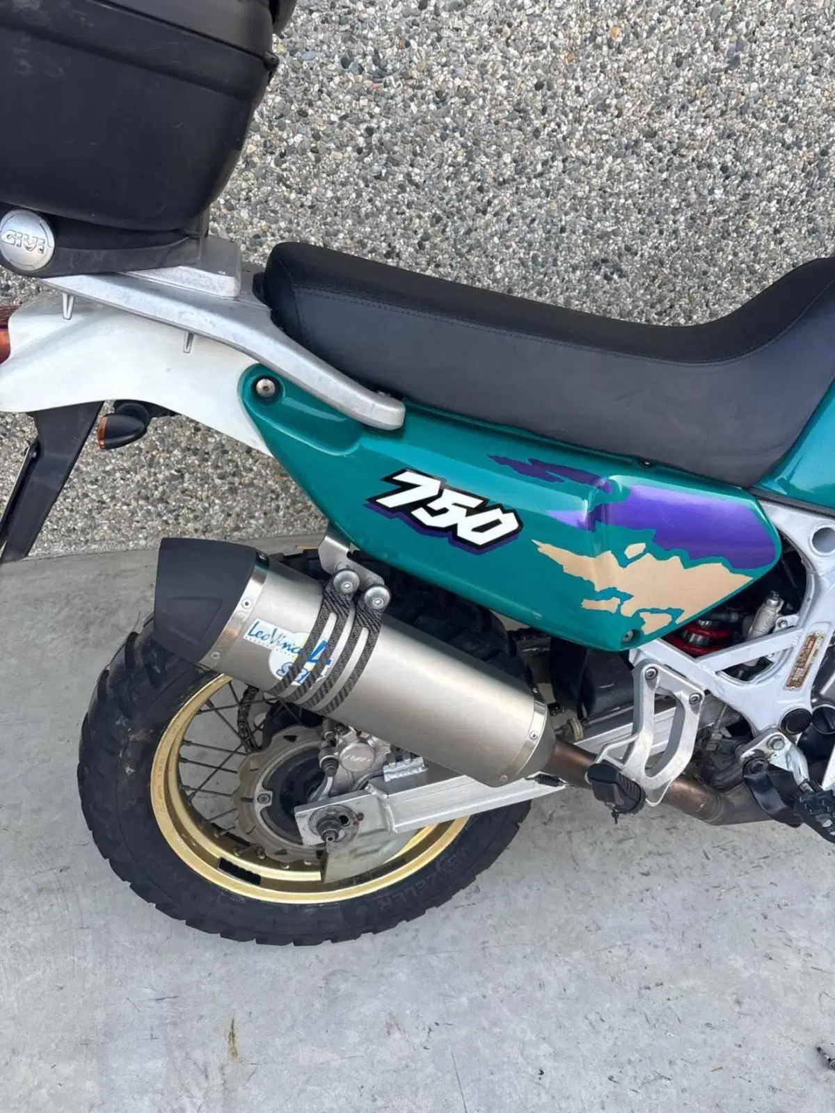 Honda Africa Twin XRV 750 (1993 - 95) (12)
