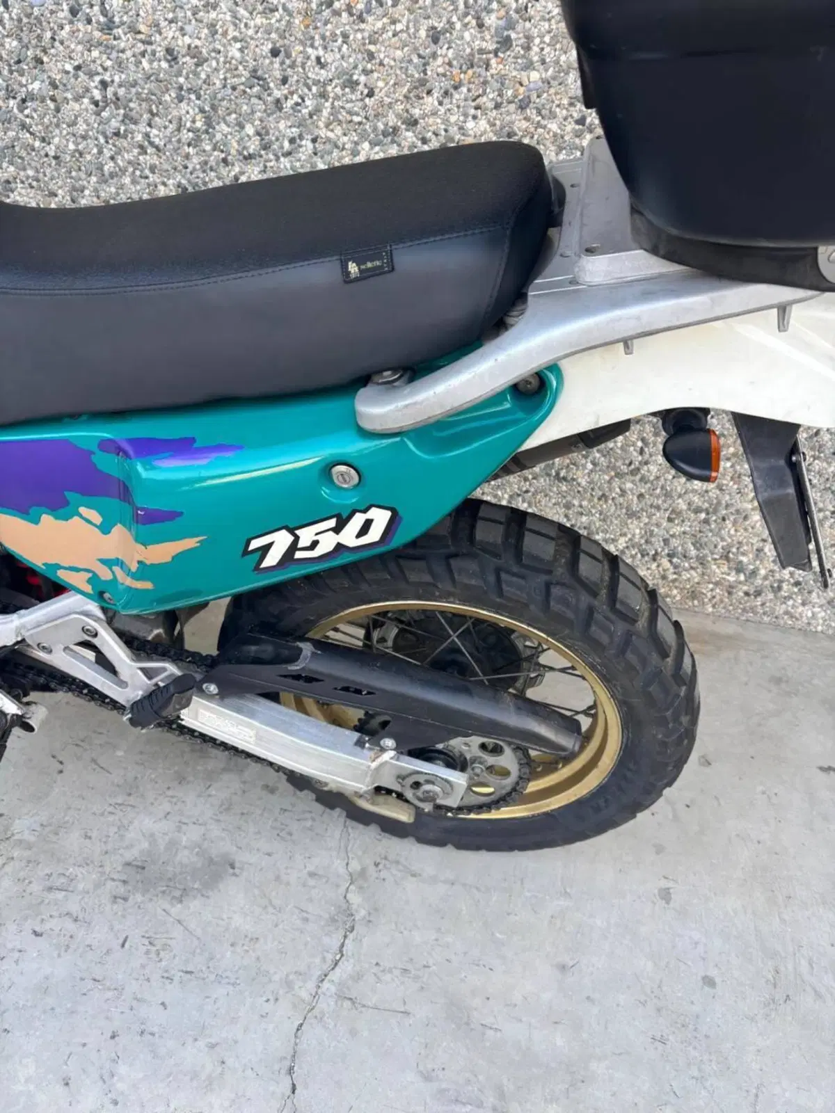 Honda Africa Twin XRV 750 (1993 - 95) (14)