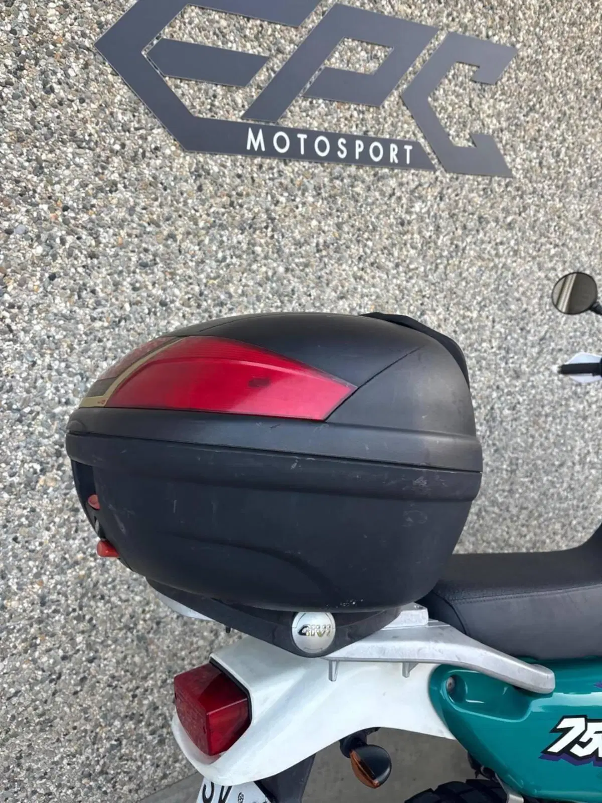 Honda Africa Twin XRV 750 (1993 - 95) (15)