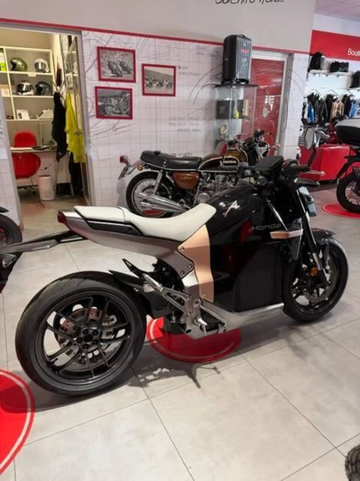 Honda WN7 (2026) (10)