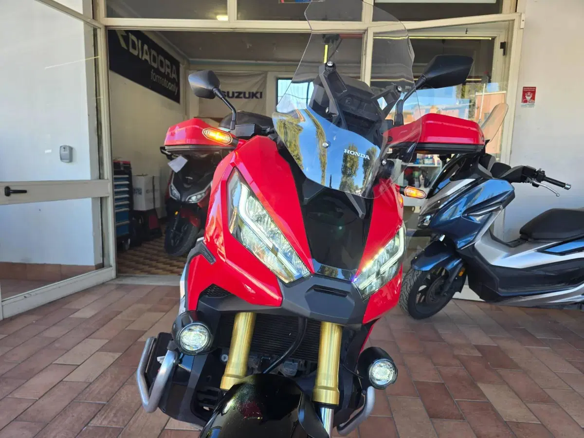 Honda X-ADV 750 DCT (2021 - 24) (7)