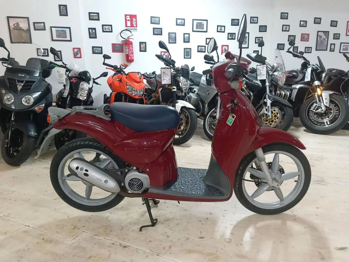 Aprilia Scarabeo 50 (2000 - 02)