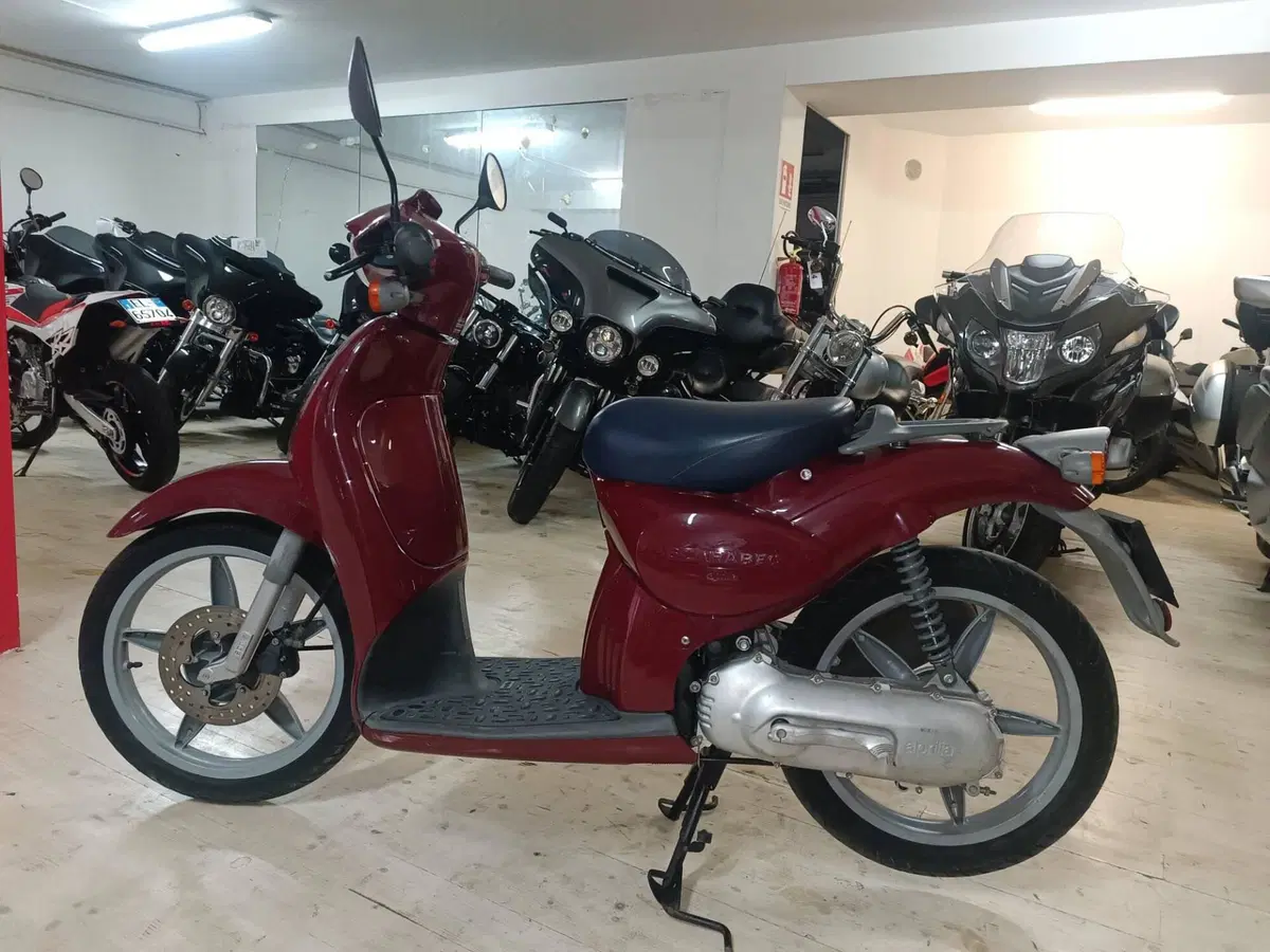 Aprilia Scarabeo 50 (2000 - 02) (4)