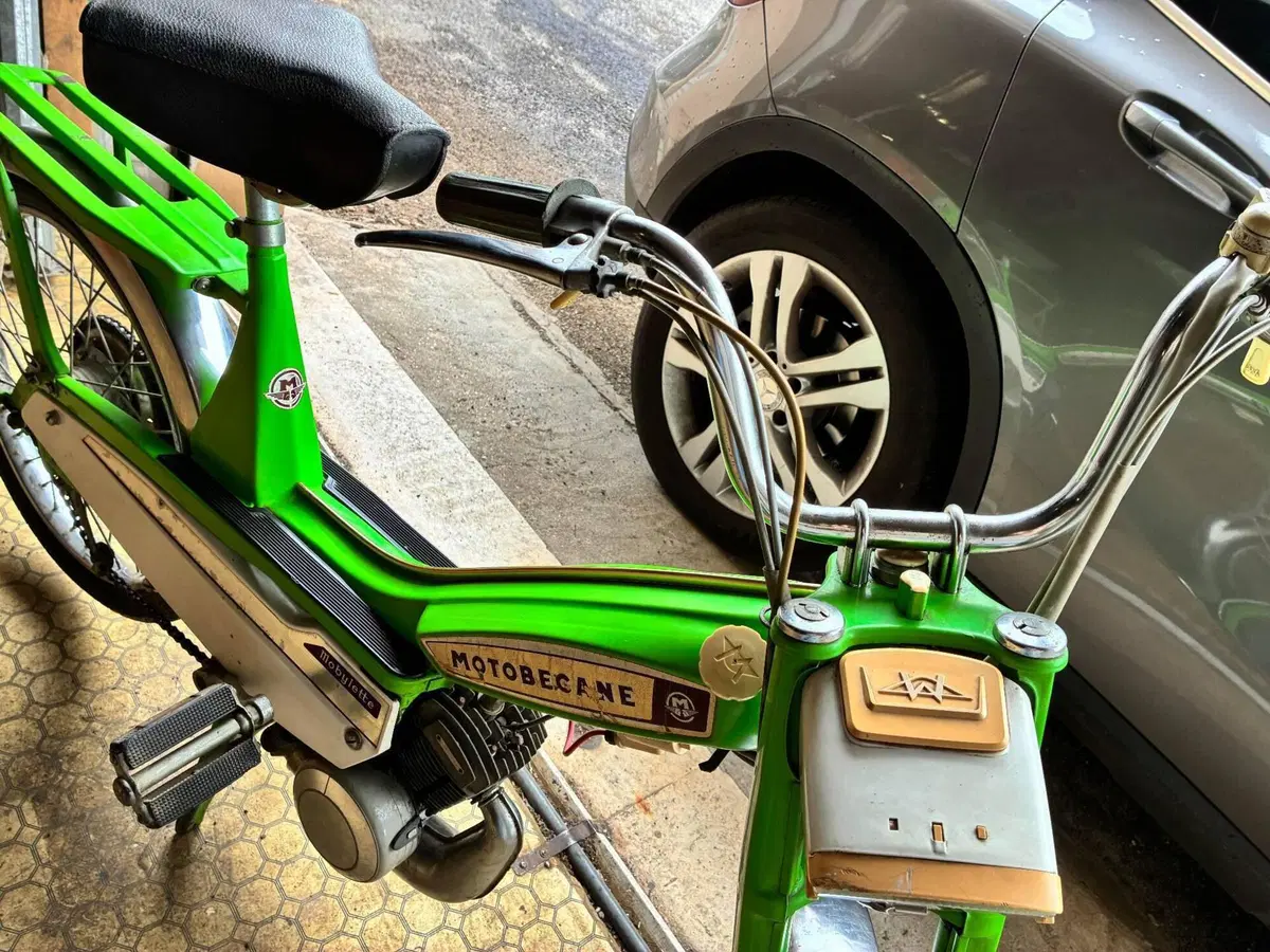 Motobecane mobylette (2)