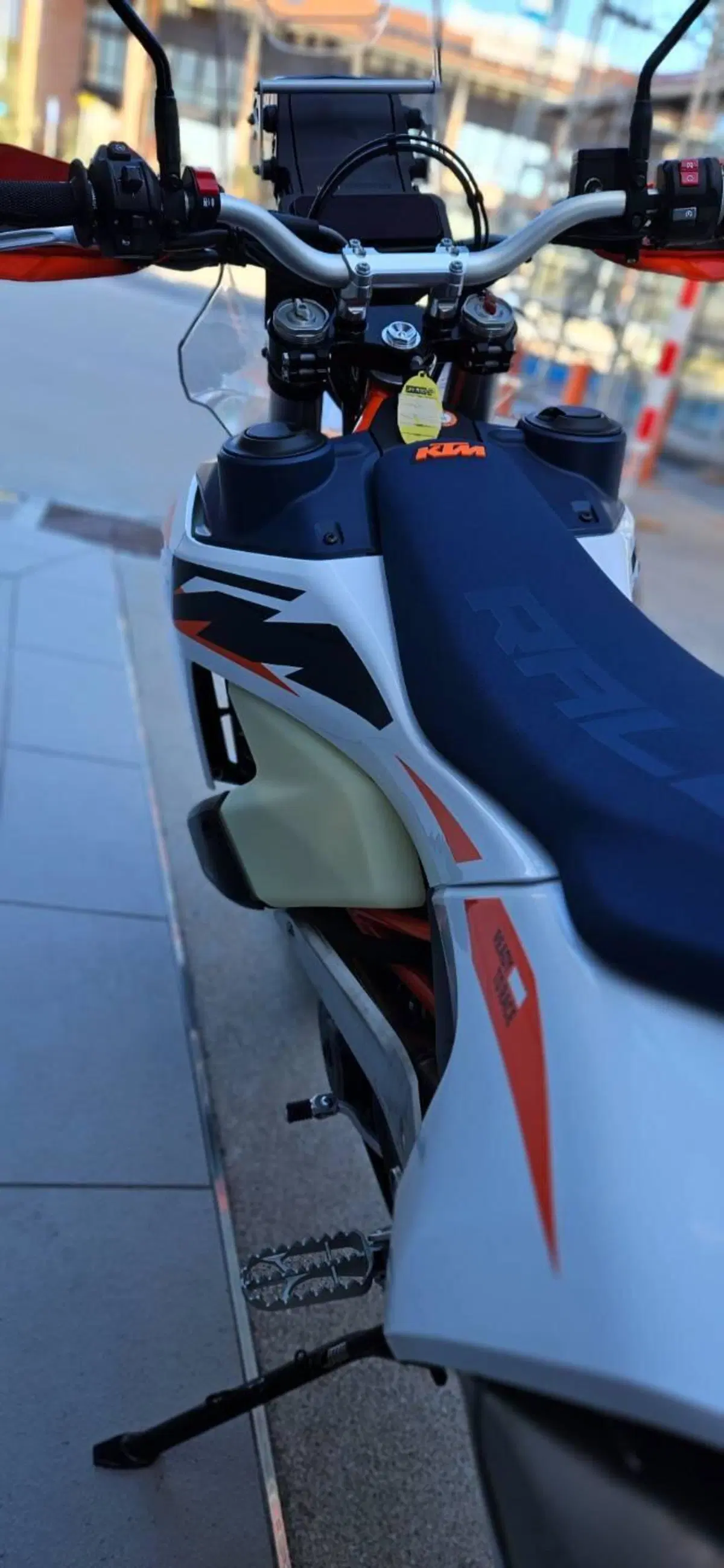 KTM 690 Rally (2027) (13)