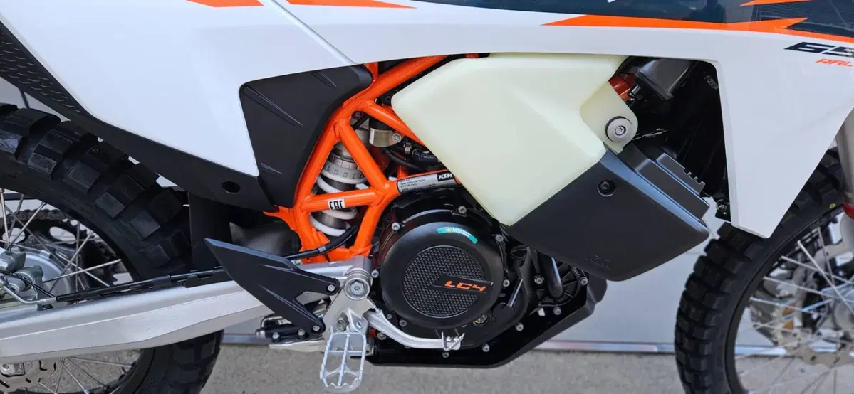KTM 690 Rally (2027) (10)