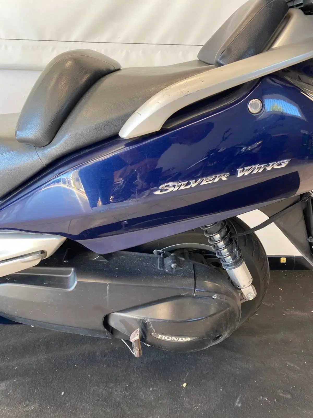 Honda Silver Wing 600 (2001 - 05) (4)