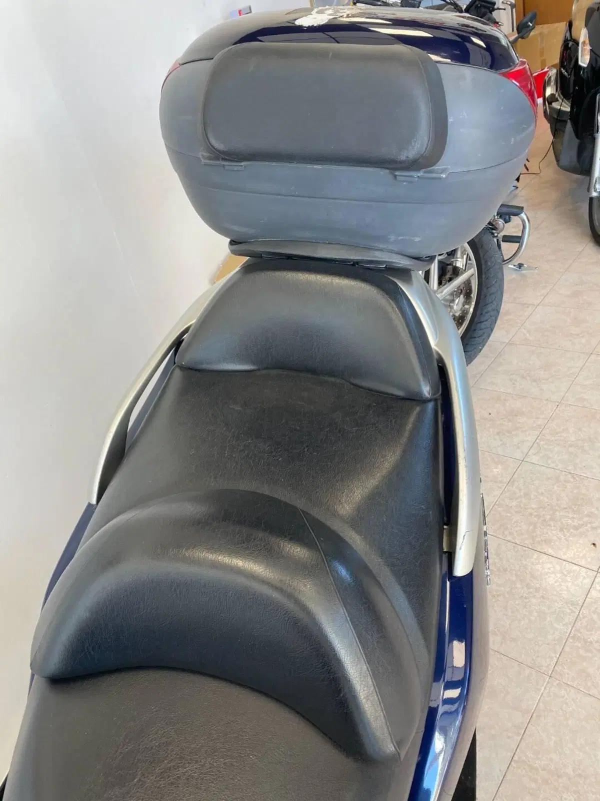 Honda Silver Wing 600 (2001 - 05) (6)