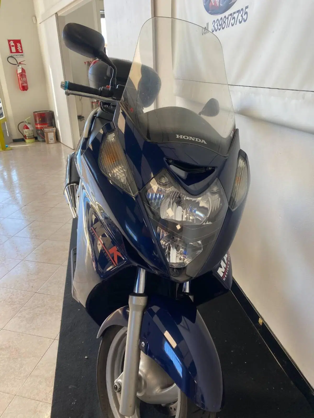 Honda Silver Wing 600 (2001 - 05) (17)