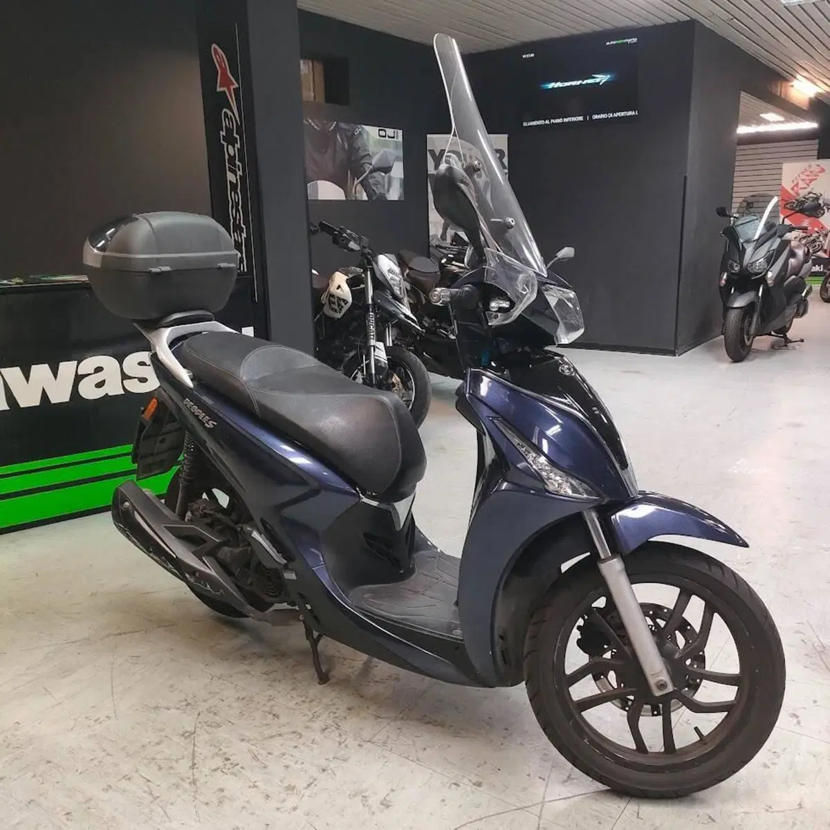 Kymco People 125i S (2021 - 25) (3)
