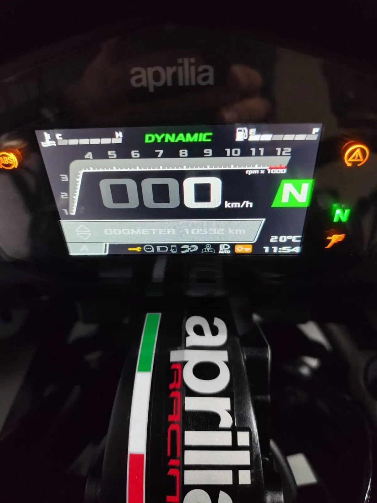 Aprilia Tuono 660 Factory (2022 - 24) (8)