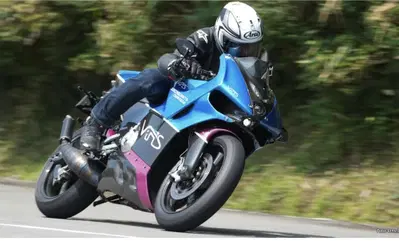 122 kg, 75 CV: la Vins Duecinquanta a 2 tempi è stata omologata ...in Giappone.
