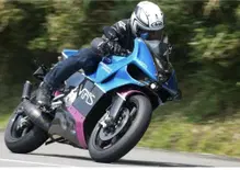 122 kg, 75 CV: la Vins Duecinquanta a 2 tempi è stata omologata ...in Giappone.