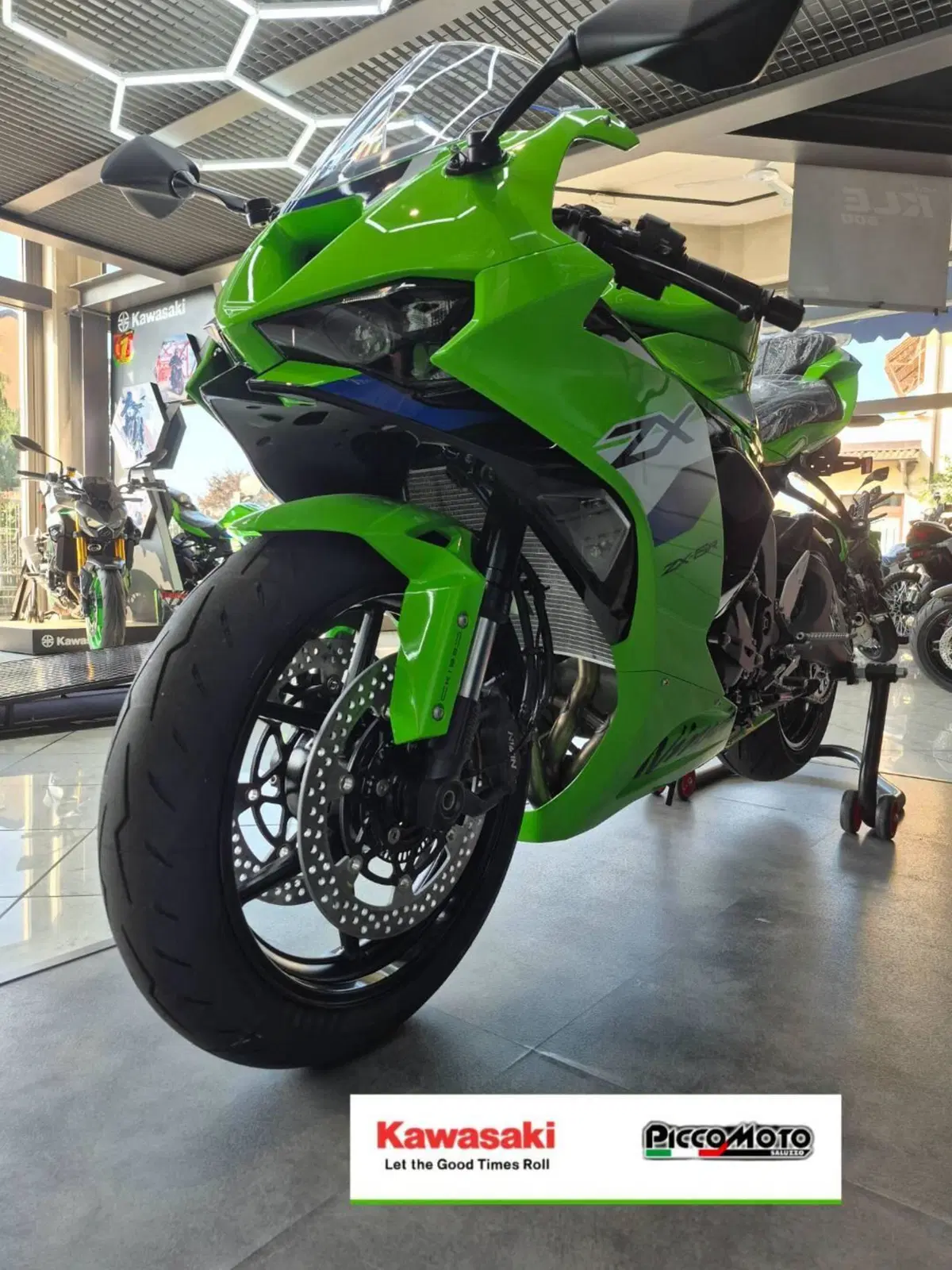 Kawasaki Ninja 636 ZX-6R (2024 - 27) (7)
