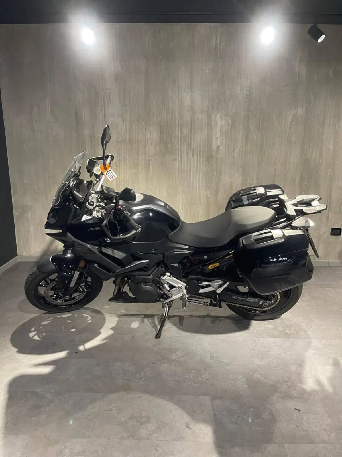 Bmw F 900 XR (2025 - 27) (2)