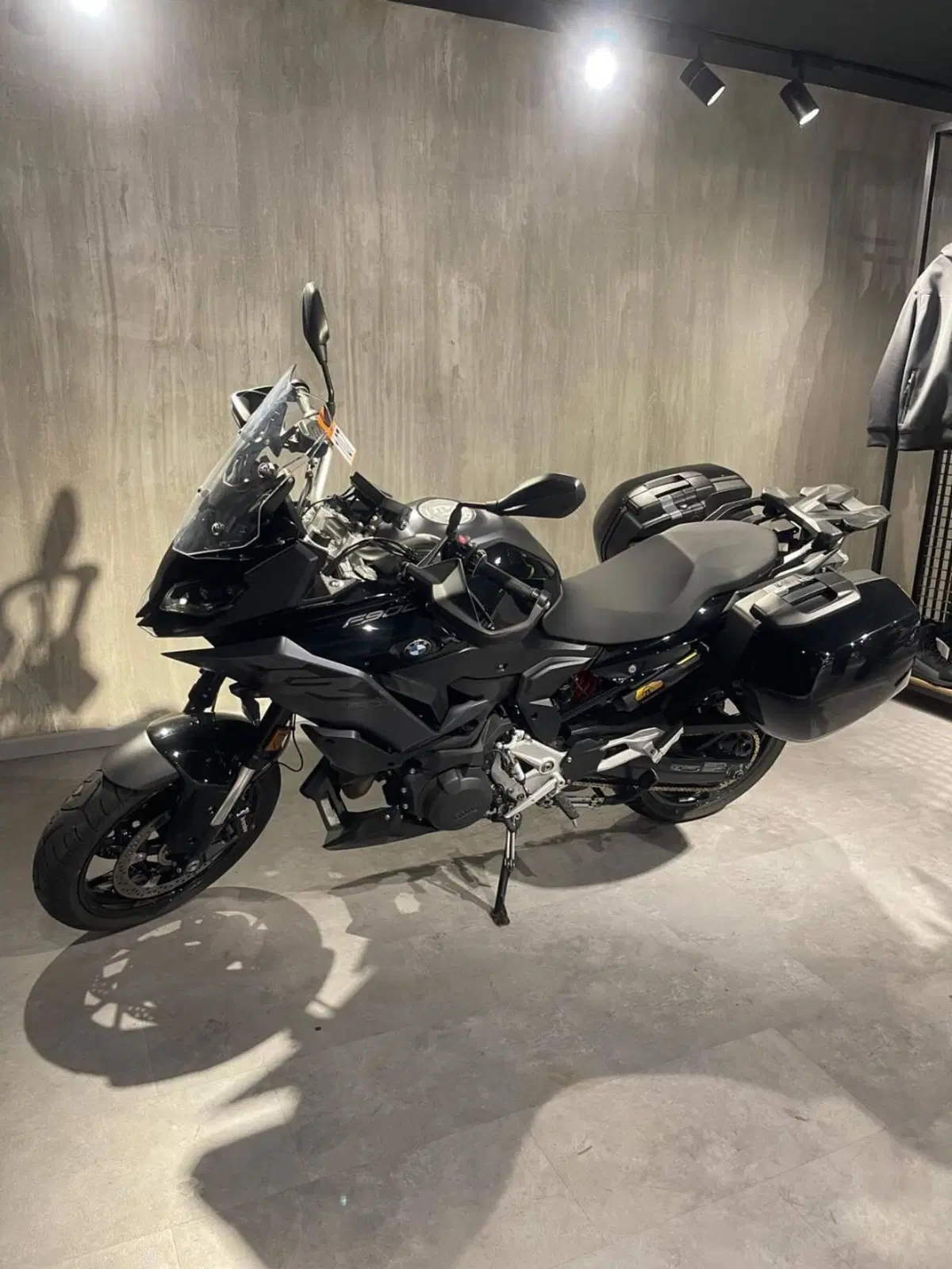 Bmw F 900 XR (2025 - 27) (3)