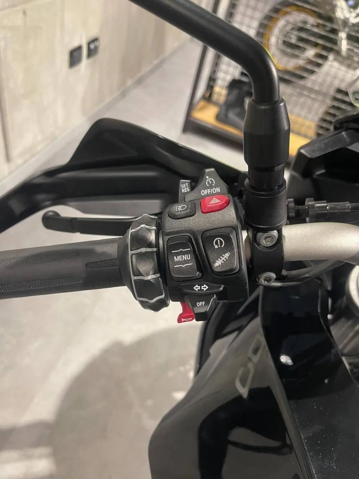 Bmw F 900 XR (2025 - 27) (6)
