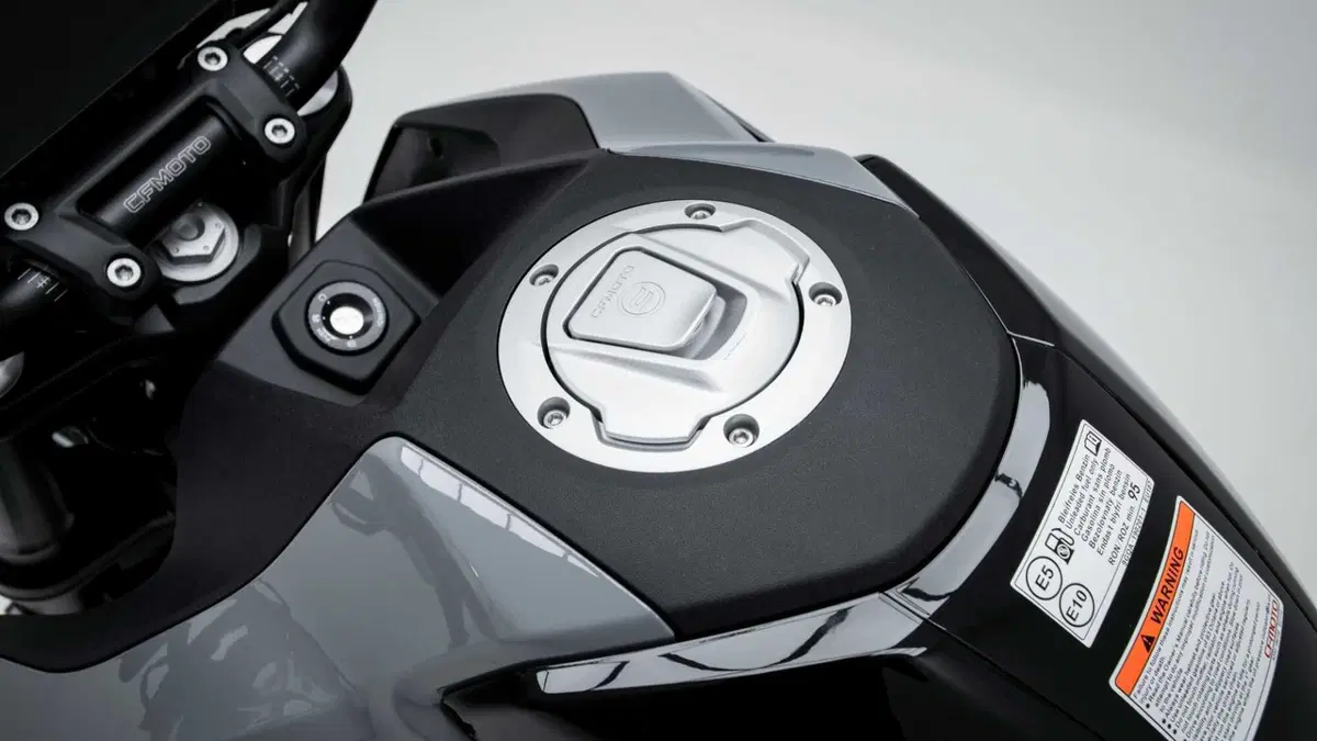 CFMOTO 300NK 300NK (2025 - 26) (14)