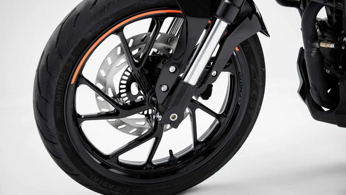 CFMOTO 300NK 300NK (2025 - 26) (16)