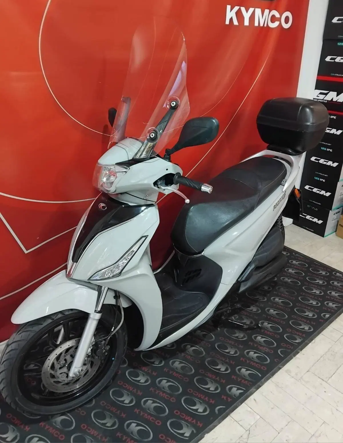 Kymco People 125i S (2021 - 25) (8)