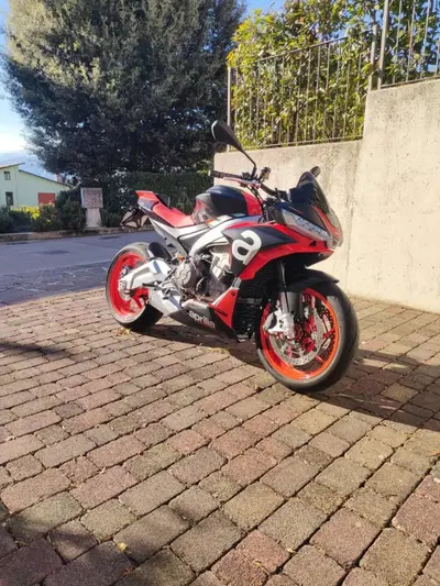 Aprilia Tuono 660 (2021 - 25) usata